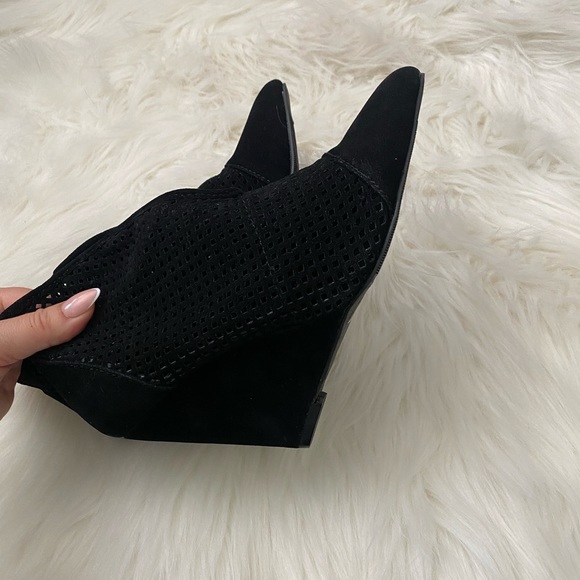 Black Suede PU Wedges - Picture 4 of 8